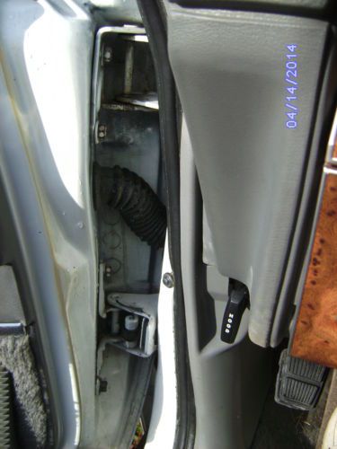 1987 Ghost White Lincoln Town Car Signature Sedan 4-Door 5.0L, US $7,500.00, image 11