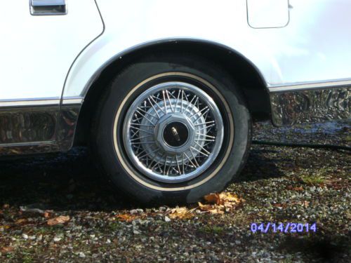 1987 Ghost White Lincoln Town Car Signature Sedan 4-Door 5.0L, US $7,500.00, image 17