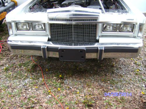 1987 Ghost White Lincoln Town Car Signature Sedan 4-Door 5.0L, US $7,500.00, image 18