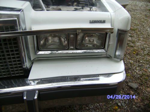 1987 Ghost White Lincoln Town Car Signature Sedan 4-Door 5.0L, US $7,500.00, image 20