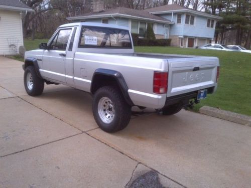 1987 jeep comanche strd cab pickup 2-dr 2x2 2.5 l h.o.