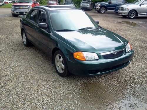 2000 mazda protege es sedan 4-door 1.8l