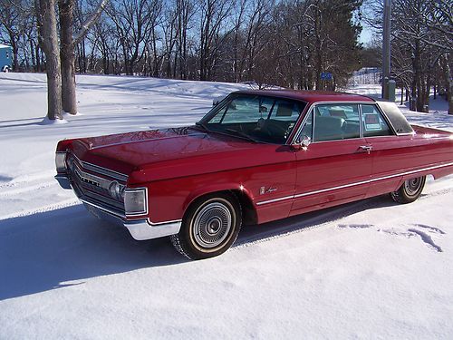 1967 chrysler imperial 2 door hardtop