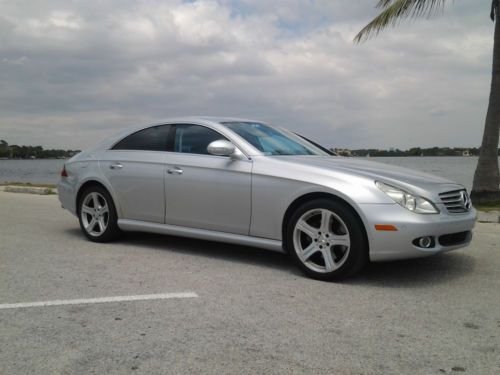 2006 mercedes benz cls 500 - cls class - ** low miles **  like new conditions