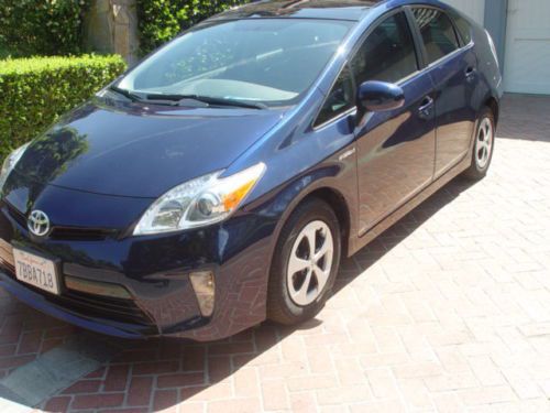 2013 toyota prius base hatchback 5-door 1.8l