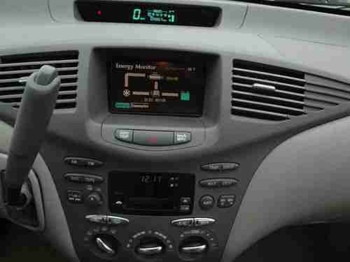 2001 Toyota Prius, BRAND NEW BATTERYS! CLEAN CAR!! LEATHER INTERIOR! WOW!!, image 13