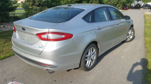 2013 Ford Fusion SE Sedan 4-Door 1.6L, image 9