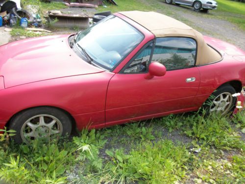 Repairable 1993 mazada miata