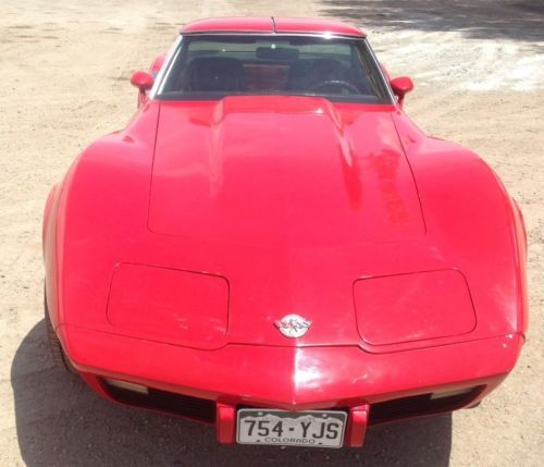 1978 Chevrolet Corvette Silver Anniversary Edition Coupe 2-Door 5.7L, image 3