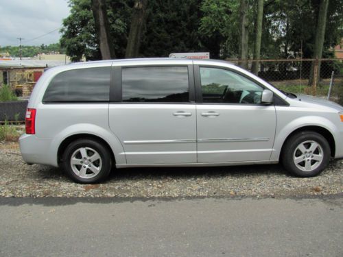 2008 dodge grand caravan sxt mini passenger van 4-door 3.8l