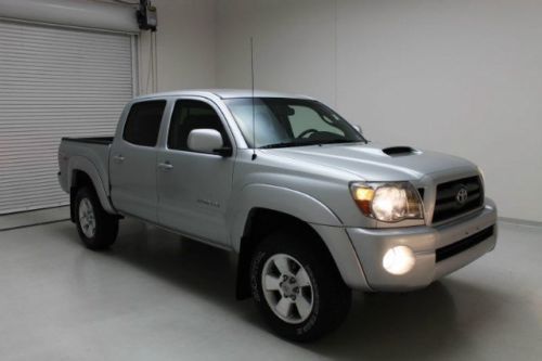 Double cab v 4.0l - manual, backup camera, bed liner, &amp; 4wd