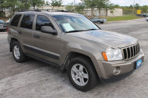 2005 jeep grand cherokee laredo