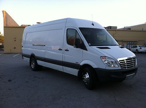 2008  freightliner //dodge/mercedes sprinter 3500 170e