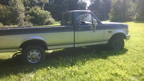 1995 ford f-250 xl standard cab pickup 2-door 5.8l