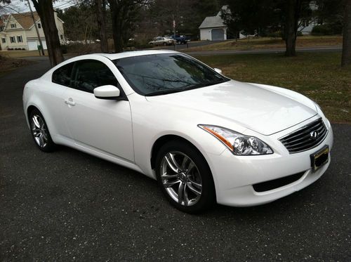 2009 infiniti g37 x coupe 2-door awd 19k orig miles no issues no surprises  nice