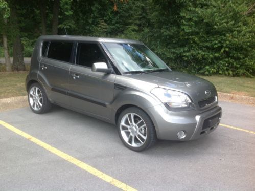 2011 kia soul sport hatchback 4-door 2.0l