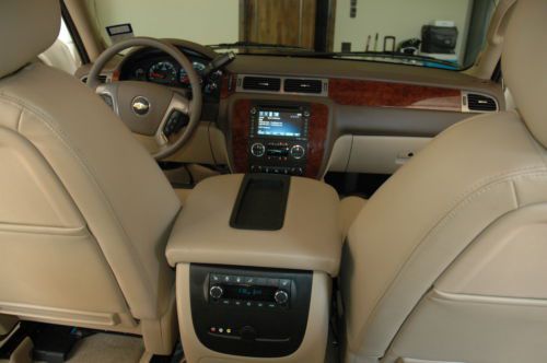 2013 Chevrolet Tahoe LTZ Sport Utility 4-Door 5.3L, image 10