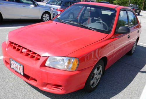 2002 hyundai accent gl sedan 4-door 1.6l