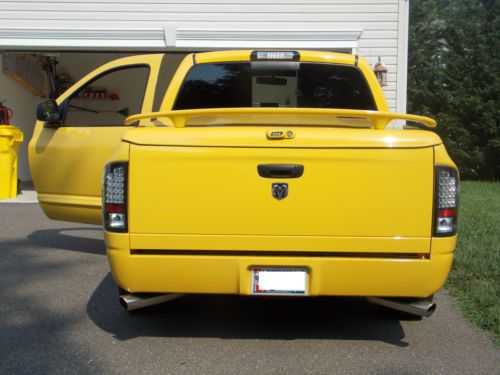 2005 Dodge Ram 1500 SLT Standard Cab Pickup 2-Door 5.7L, image 5