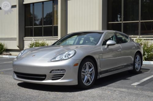 2010  porsche panamera s 4dr sedan