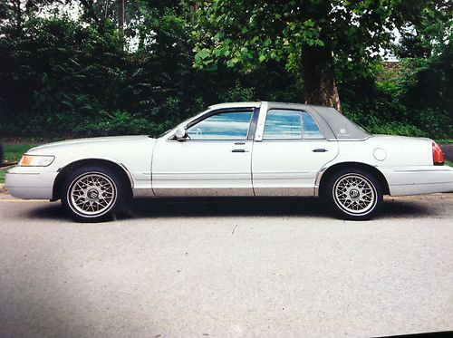 2001 mercury grand marquis gs sedan 4-door 4.6l