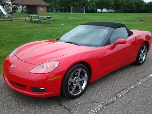 2010 chevrolet corvette base convertible 2-door 6.2l w/only 5200 miles!!!!