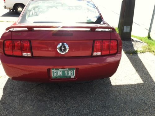 2006 ford mustang base coupe 2-door 4.0l