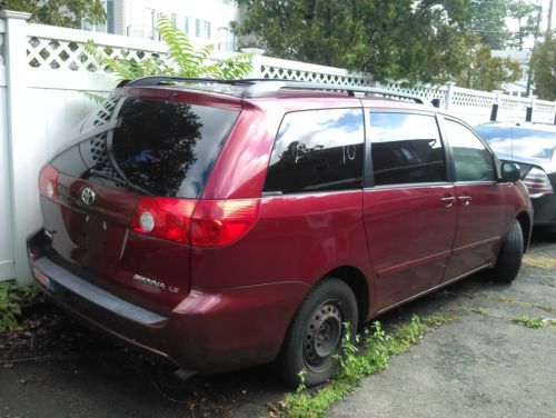 2006 toyota sienna le mini passenger van 5-door 3.3l