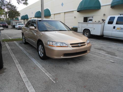 2000 honda accord se sedan 4-door 2.3l