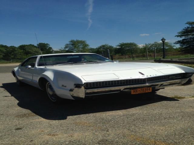 Oldsmobile toronado coupe