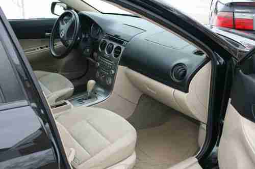 iSedan AUTOMATIC, FULL POWER, GREAT CONDITION; RECENTLY SERVICED; LOW MILES, image 9