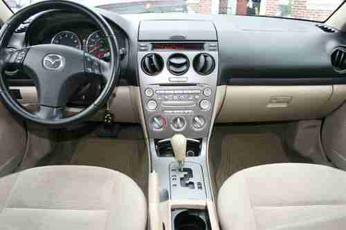 iSedan AUTOMATIC, FULL POWER, GREAT CONDITION; RECENTLY SERVICED; LOW MILES, image 10