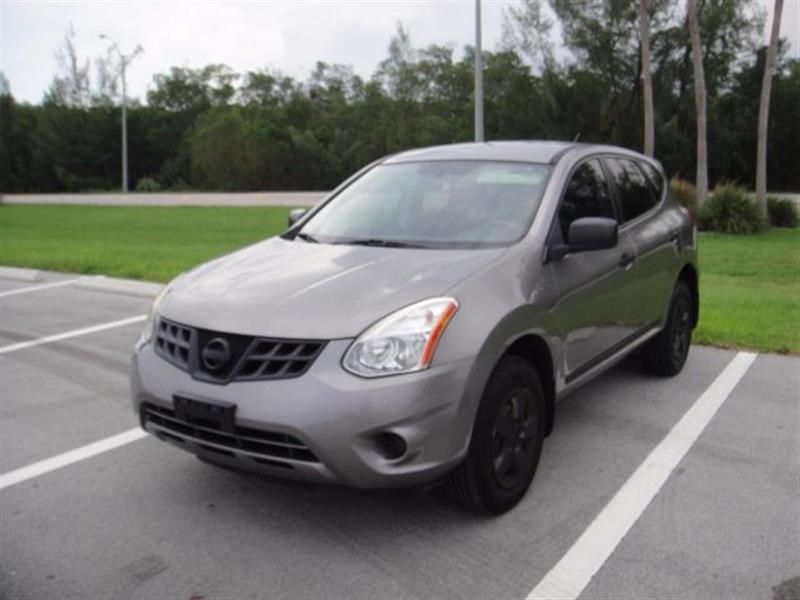 2012 nissan rogue s