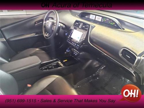 2022 toyota prius xle