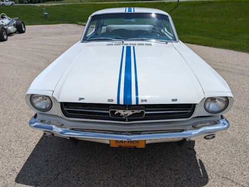 1965 ford mustang