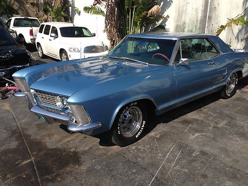 1964 buick riviera 2 door 425 dual carburator