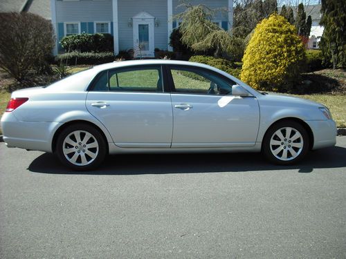 2006 toyota avalon xls sedan 4-door 3.5l