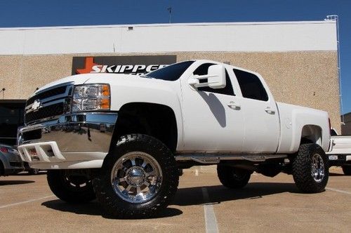 2012 chevrolet silverado 2500hd custom monster truckwe finance!