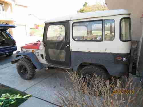 1969 TOYOTA LAND CRUISER FJ40, image 2
