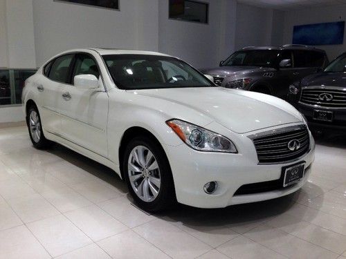 We finance! 2011 infiniti  m56 awd infiniti of manhattan