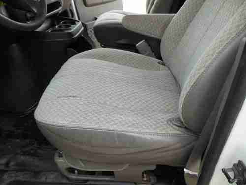 2003 GMC Savana G3500 Pro 1 Ton Cargo Van Side Entrance Local Trade Very Nice!, image 15