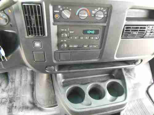 2003 GMC Savana G3500 Pro 1 Ton Cargo Van Side Entrance Local Trade Very Nice!, image 17