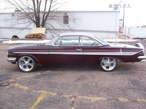 1961 chevrolet impala (bubbletop)