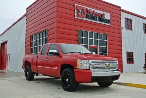 2008 chevy silverado 1500 ext cab short bed lt very clean