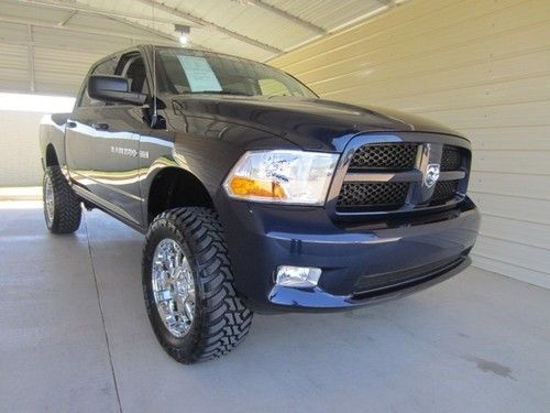 2012 dodge ram 1500 crew cab express 4x4 - lifted