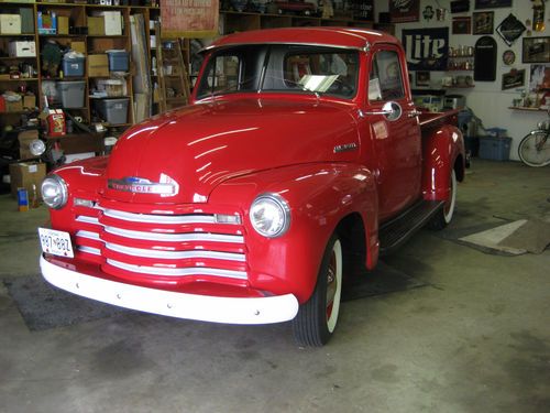 1952 chevrolet 3100 standard cab 1/2 ton pickup truck