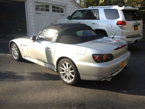 2006 honda s2000 base convertible 2-door 2.2l