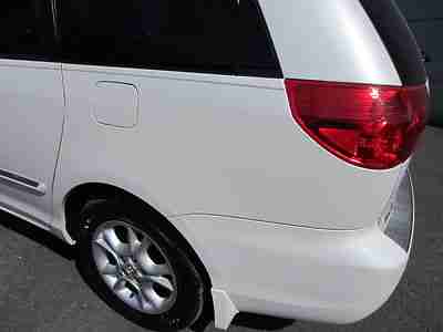 2006 TOYOTA SIENNA LIMITED MINIVAN TV/DVD LEATHER FULLY LOADED CLEAN NO RESERVE!, image 8