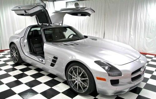 2011 sls amg cpe!!  carfax guaranteed!! carbon fiber!! low miles!!  like new!!