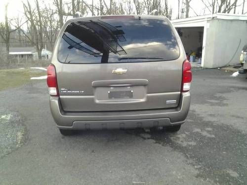 2005 chevrolet uplander lt mini passenger van 4-door 3.5l